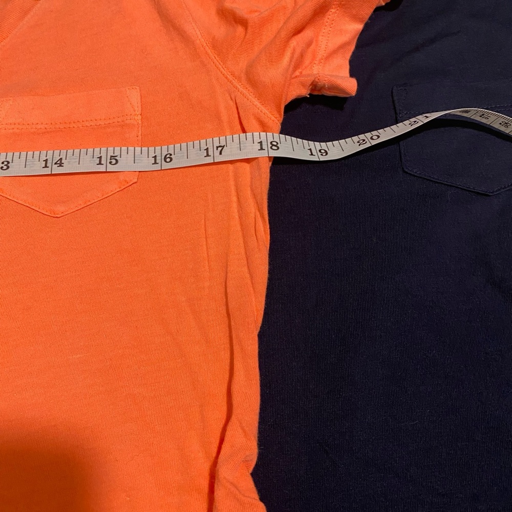 Gap Maternity V-neck Short Sleeve Pocket Tees - Set of 3 - Picture 9 of 12